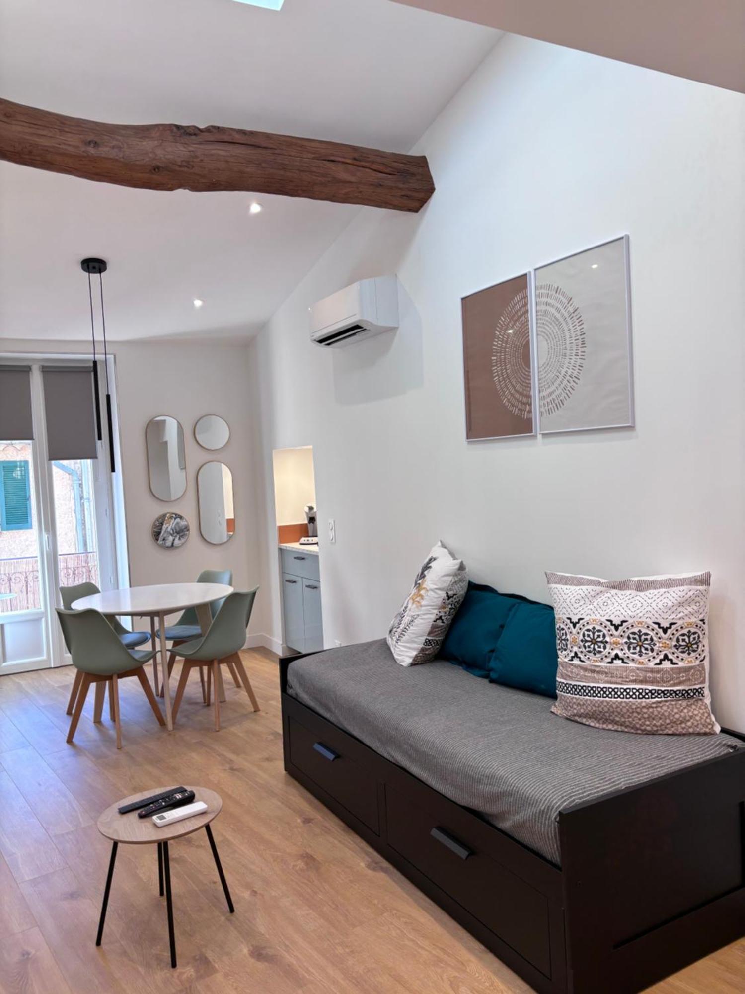 Charmant Appartement Au Coeur De Villeneuve Loubet Buitenkant foto